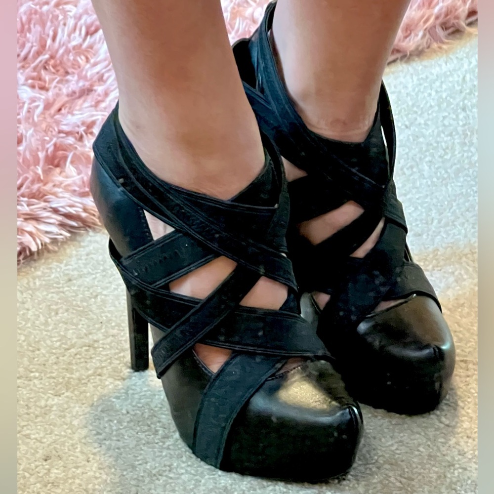 Black Bandage Strappy Collin Stewart platform 4 inch heels size 9.5